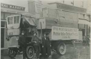 Photo taken in Ferndale, found in the Mary Rackliff Etter collection.
